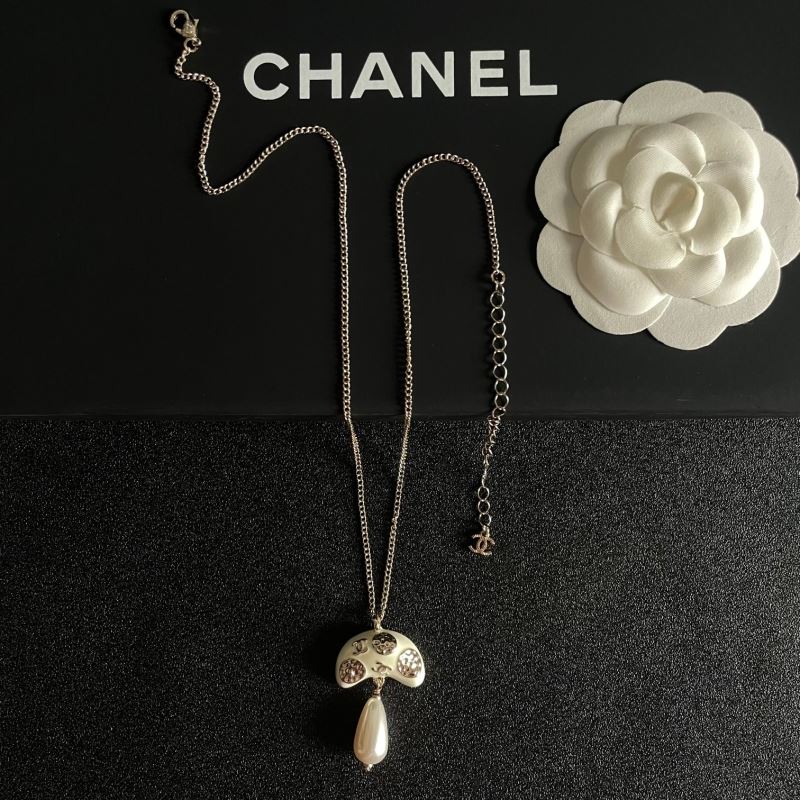 Chanel Necklaces